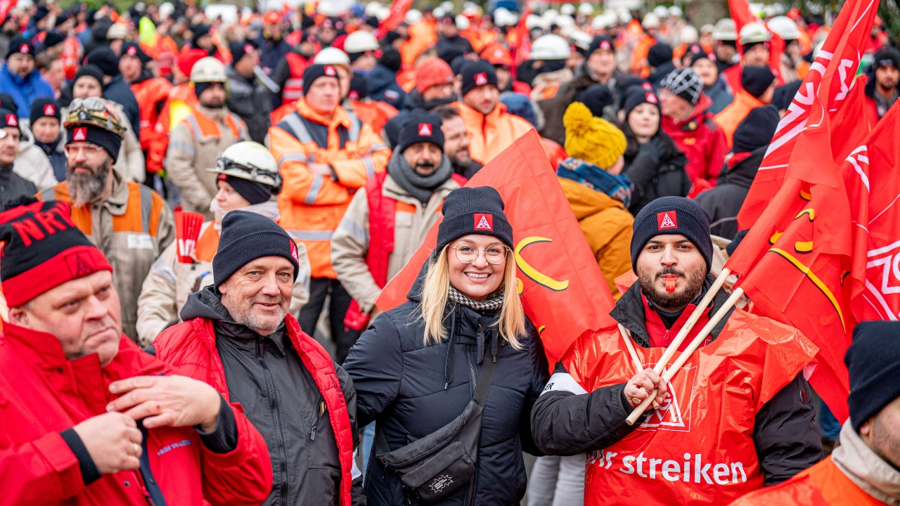 Warnstreik bei tkSE und HKM in Duisburg am 4.12.2023