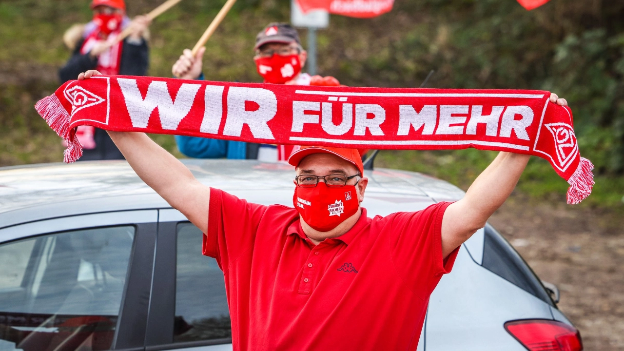 Textil und Bekleidung: Verhandlungsbegleitende Aktion in Mönchengladbach