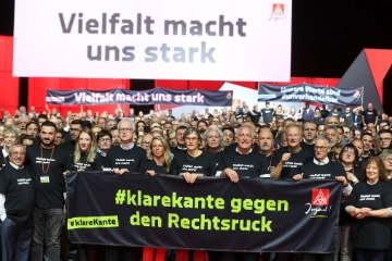 Die Formierung der radikalen Rechten in Deutschland und mögliche Folgen für Minderheiten