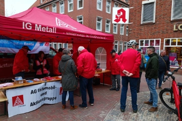 Infostand am Ostersamstag in der Emder Fußgängerzone „Zwischen beiden Sielen“