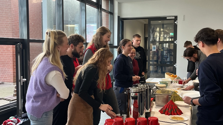 OJA Spende an Frauenhaus